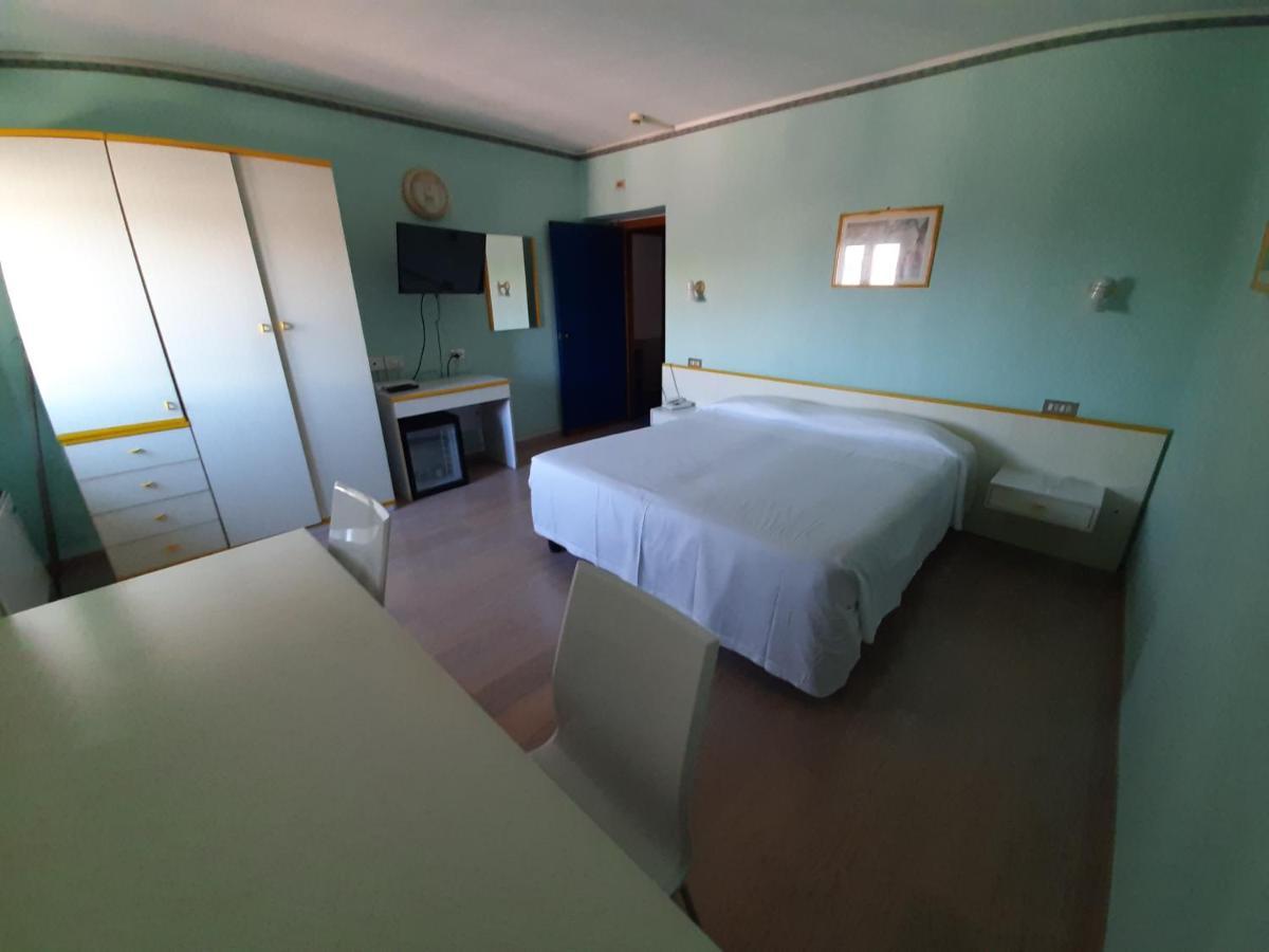 Elba Hotel Rosignano Solvay Eksteriør billede