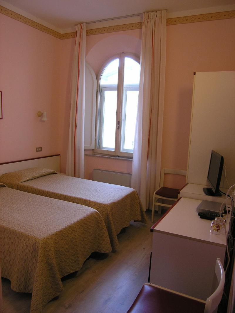 Elba Hotel Rosignano Solvay Eksteriør billede